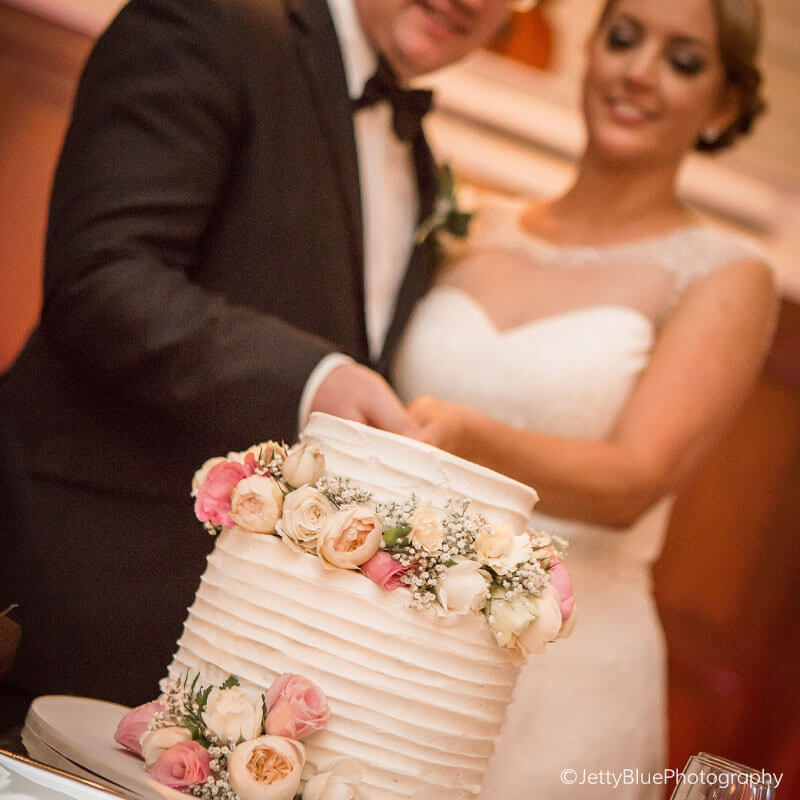 castlereagh-boutique-hotel-gallery-cake-cutting