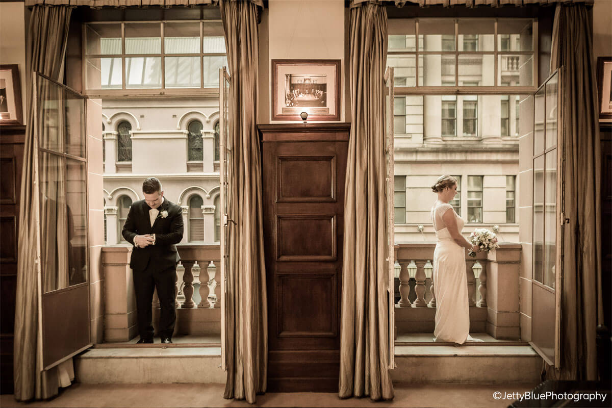 castlereagh-boutique-hotel-gallery-window-couple